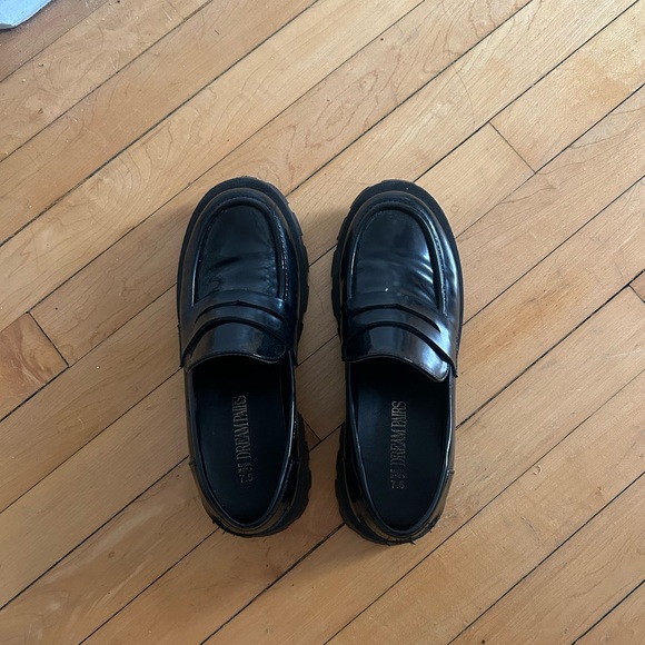 Dream Pairs Black Chunky Sole Loafers - Picture 2 of 3